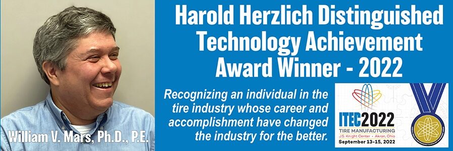 Will Mars, founder of Endurica, photo with Herzlich Award 2022 for paradigm shift improving the tire industry